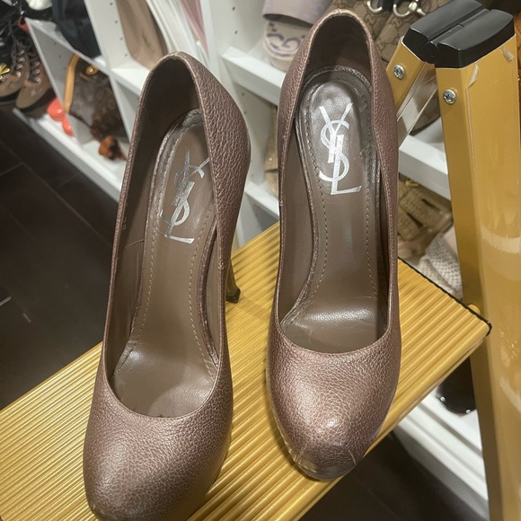Yves Saint Laurent Brown Heels - Picture 1 of 7